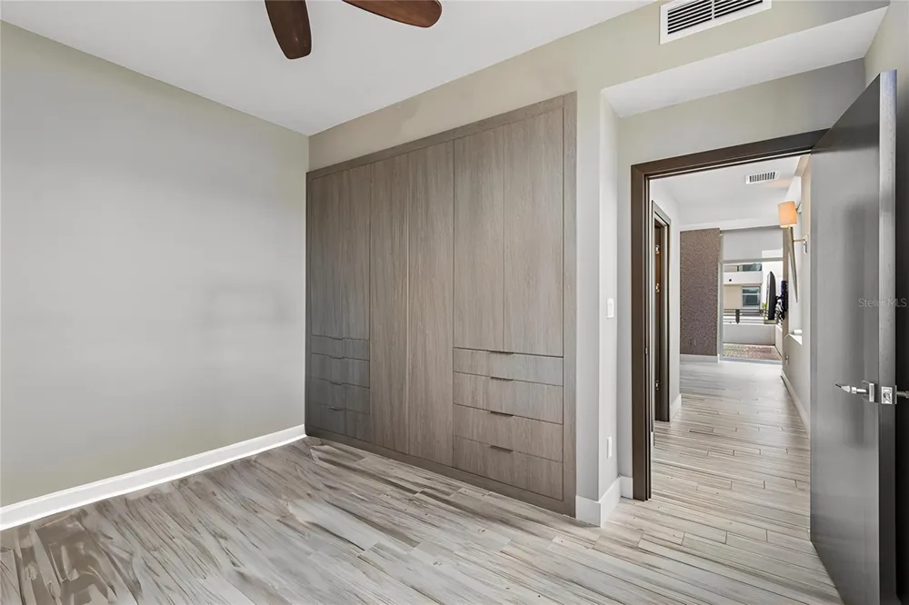 1120 E KENNEDY BOULEVARD W #1030 Tampa, FL 33602