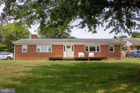 511 CADMUS DR DRIVE