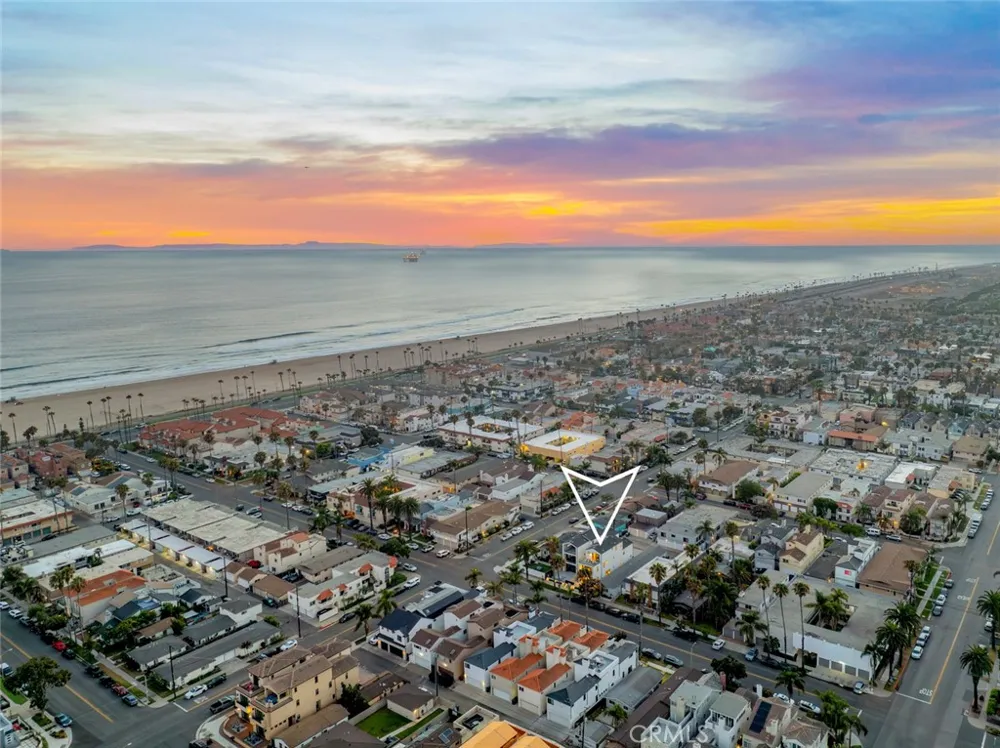 307 14th Street Huntington Beach, CA 92648
