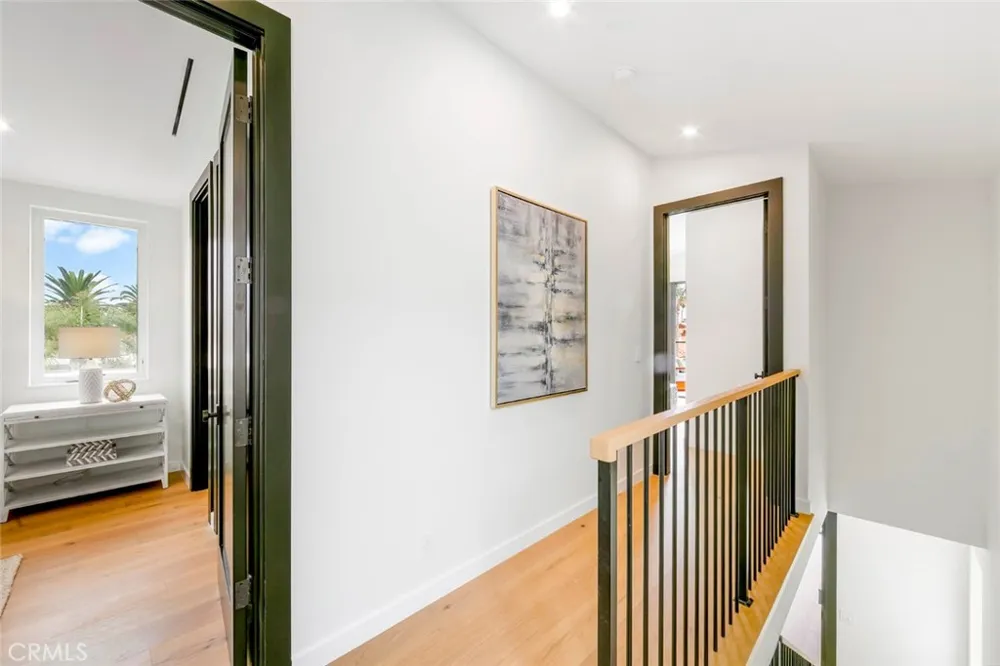 307 14th Street Huntington Beach, CA 92648
