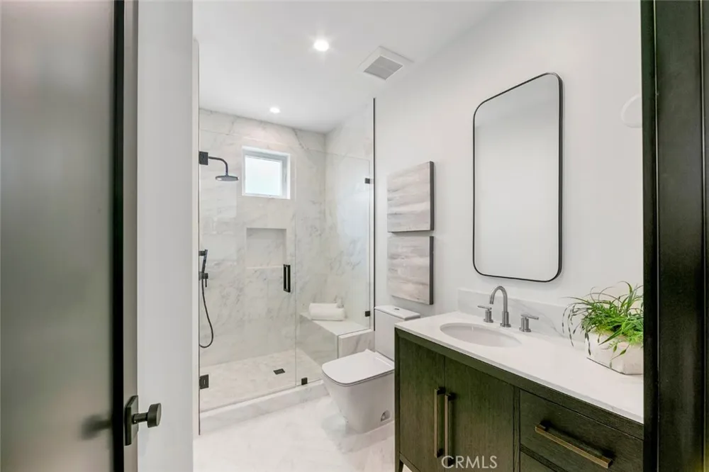 307 14th Street Huntington Beach, CA 92648