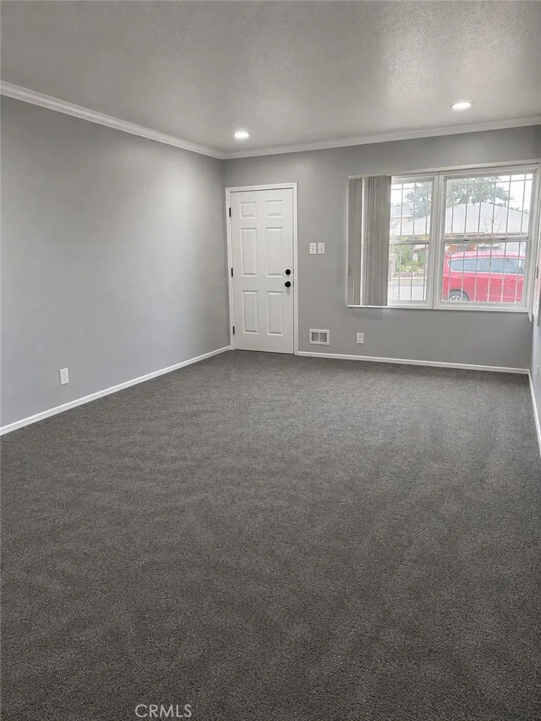 3229 W 111th Inglewood, CA 90303