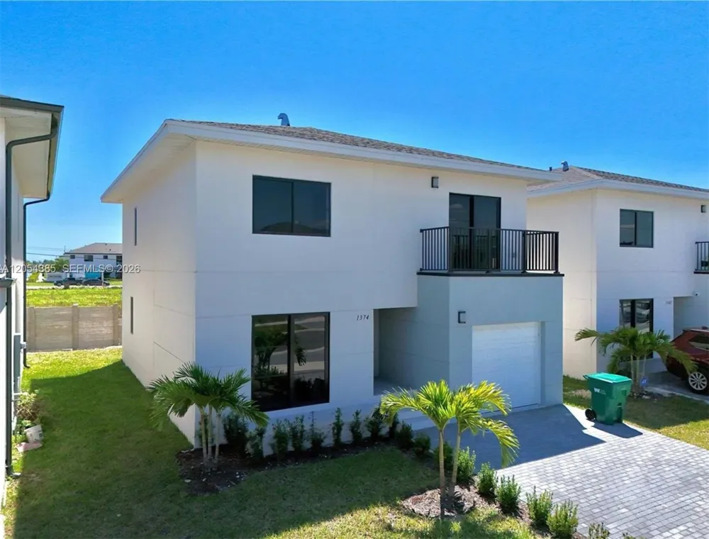 1374 NW 1st St Florida City, FL 33034