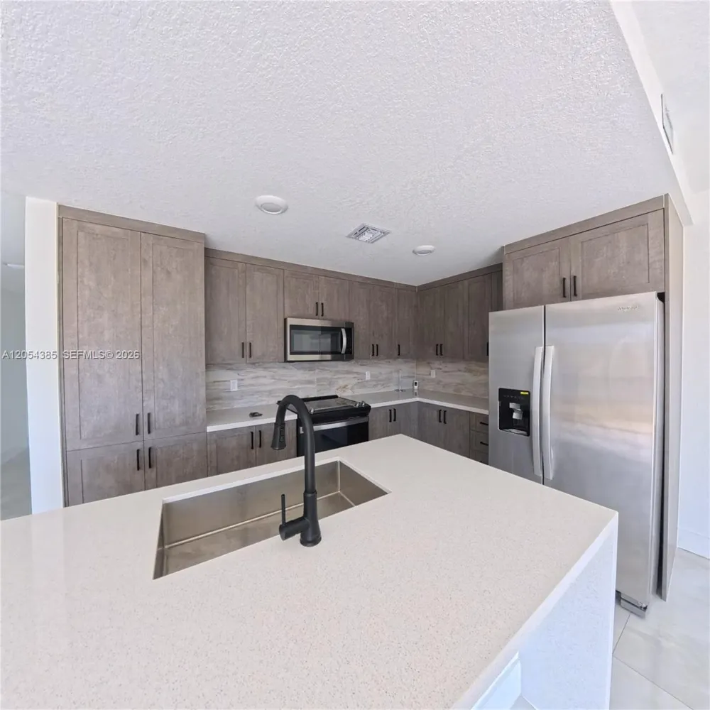 1374 NW 1st St Florida City, FL 33034