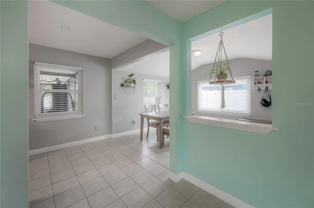 5937 13TH AVENUE St Petersburg, FL 33710