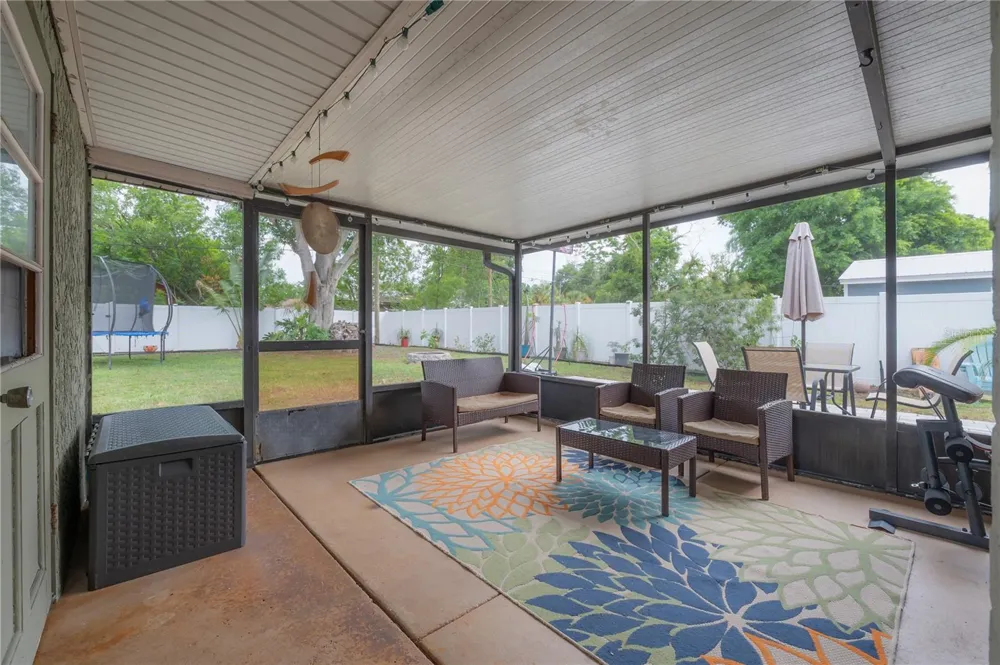 5937 13TH AVENUE St Petersburg, FL 33710