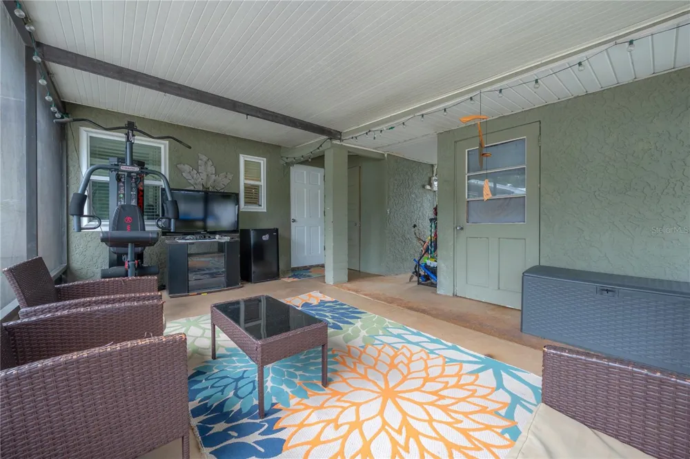 5937 13TH AVENUE St Petersburg, FL 33710