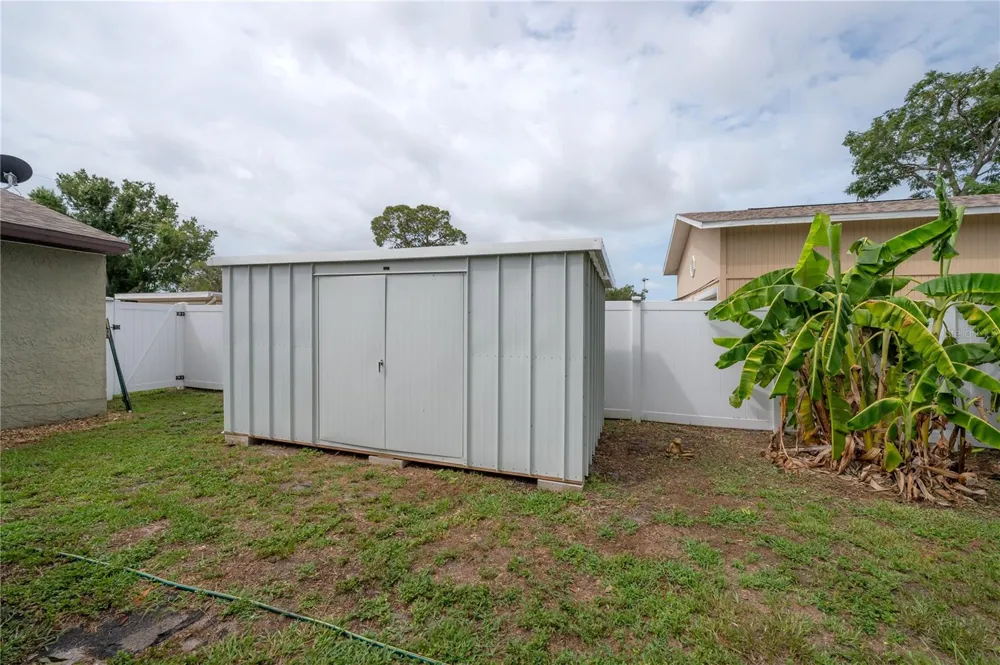 5937 13TH AVENUE St Petersburg, FL 33710