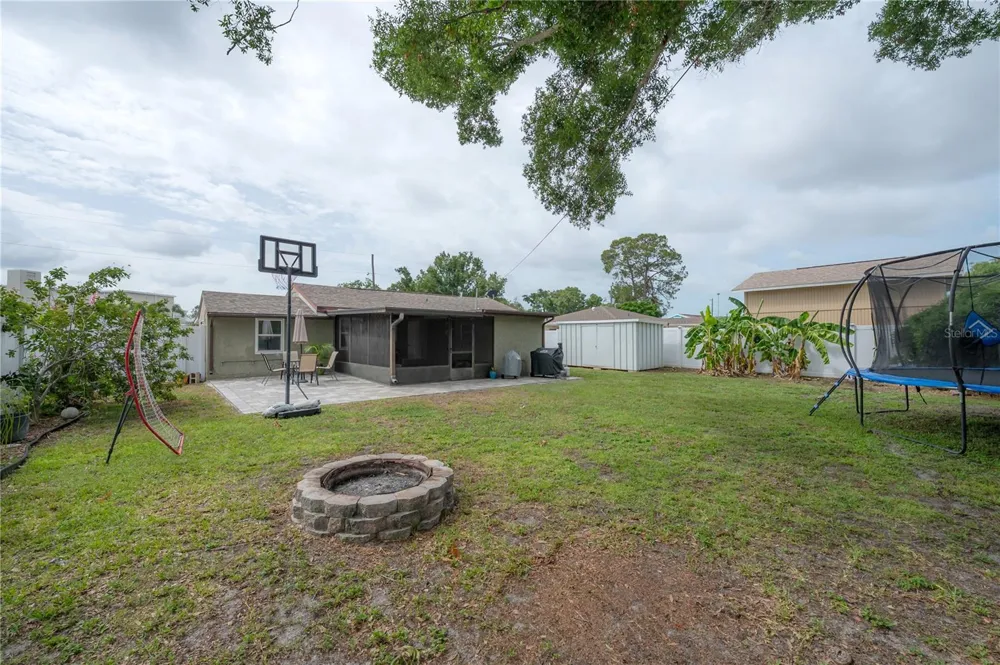 5937 13TH AVENUE St Petersburg, FL 33710