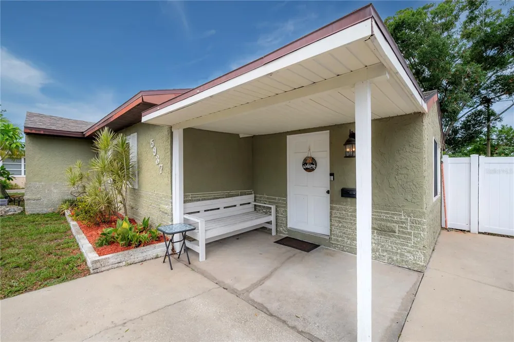 5937 13TH AVENUE St Petersburg, FL 33710