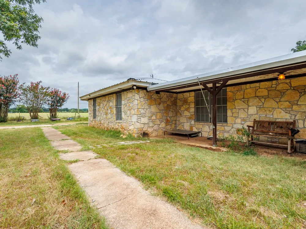 301 County Road 214 Hico, TX 76457