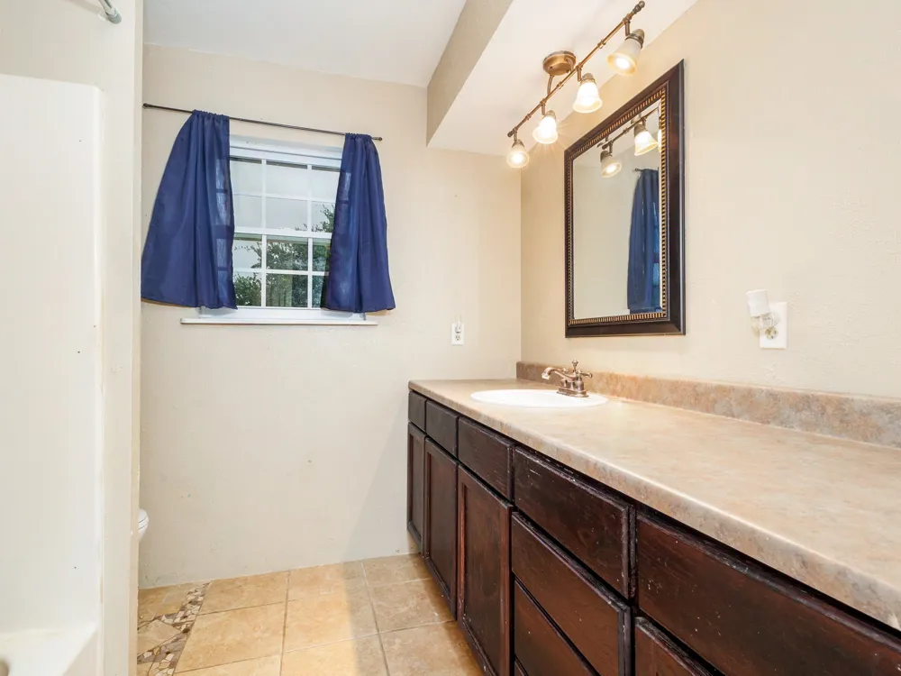 301 County Road 214 Hico, TX 76457