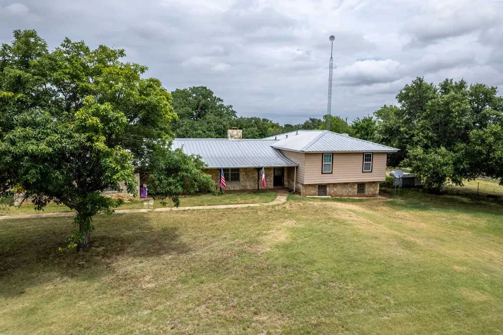 301 County Road 214 Hico, TX 76457