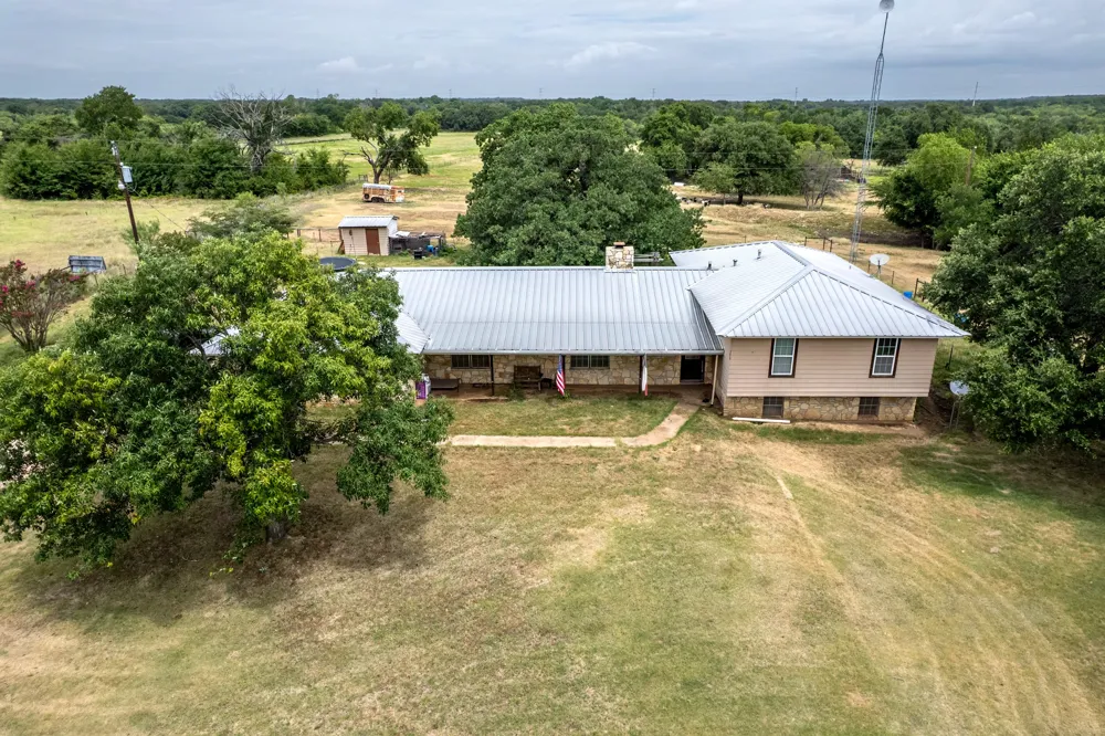 301 County Road 214 Hico, TX 76457