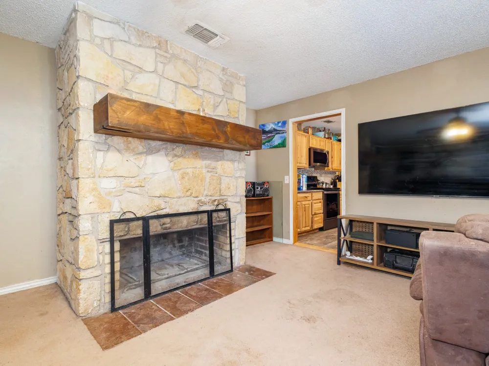 301 County Road 214 Hico, TX 76457