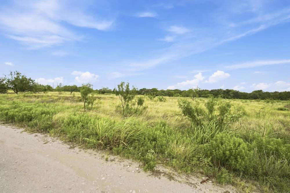 117 Private Road 354 N Hubbard, TX 76648
