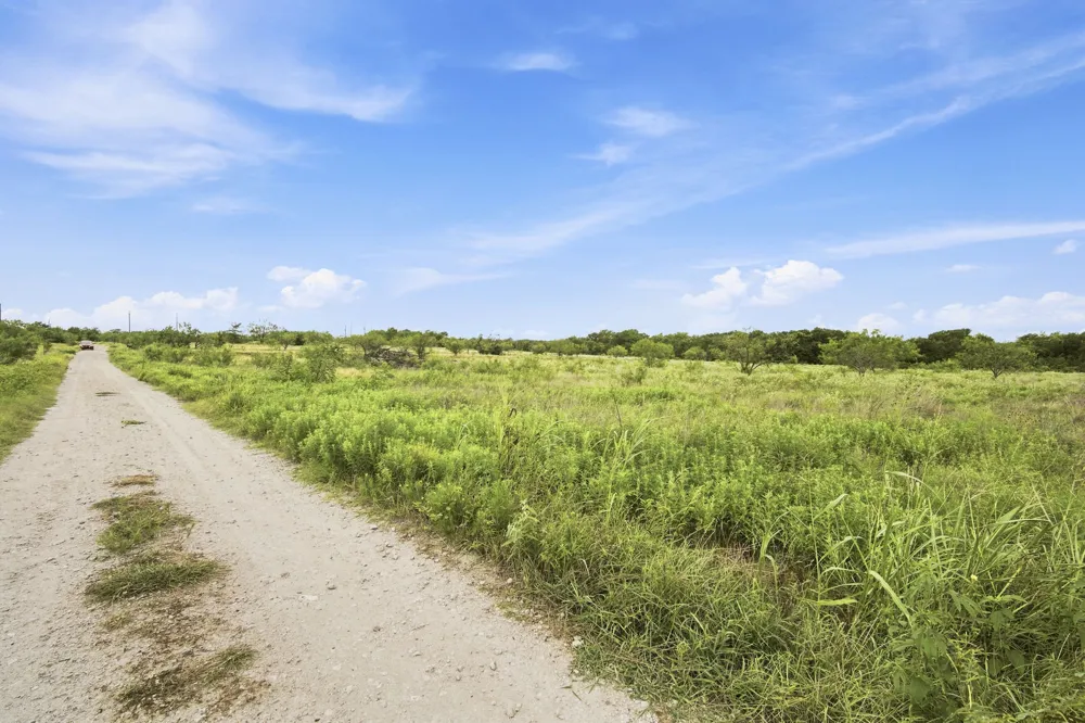 117 Private Road 354 N Hubbard, TX 76648