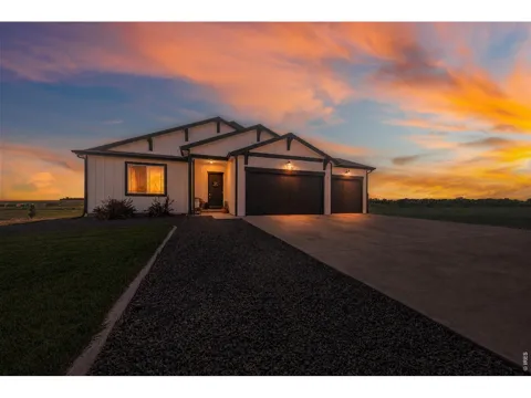 21 Lakeview Circle