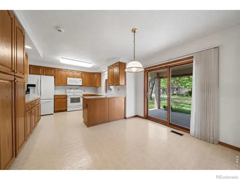 1805 44th Ave Ct