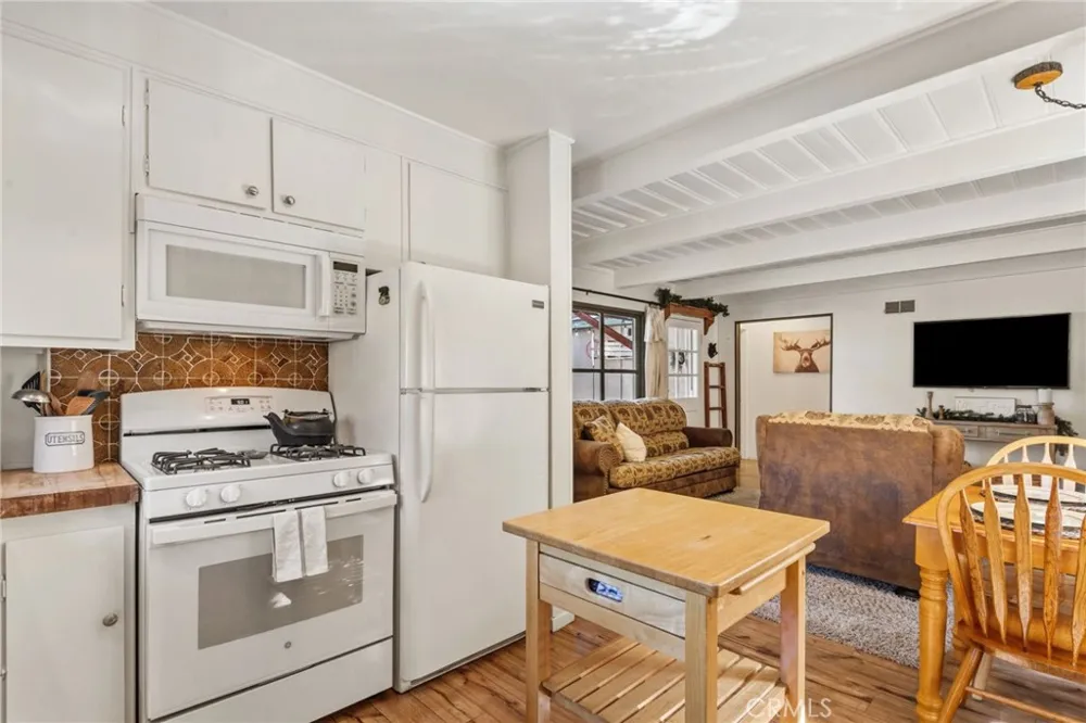 659 Lintner Road Big Bear Lake, CA 92315