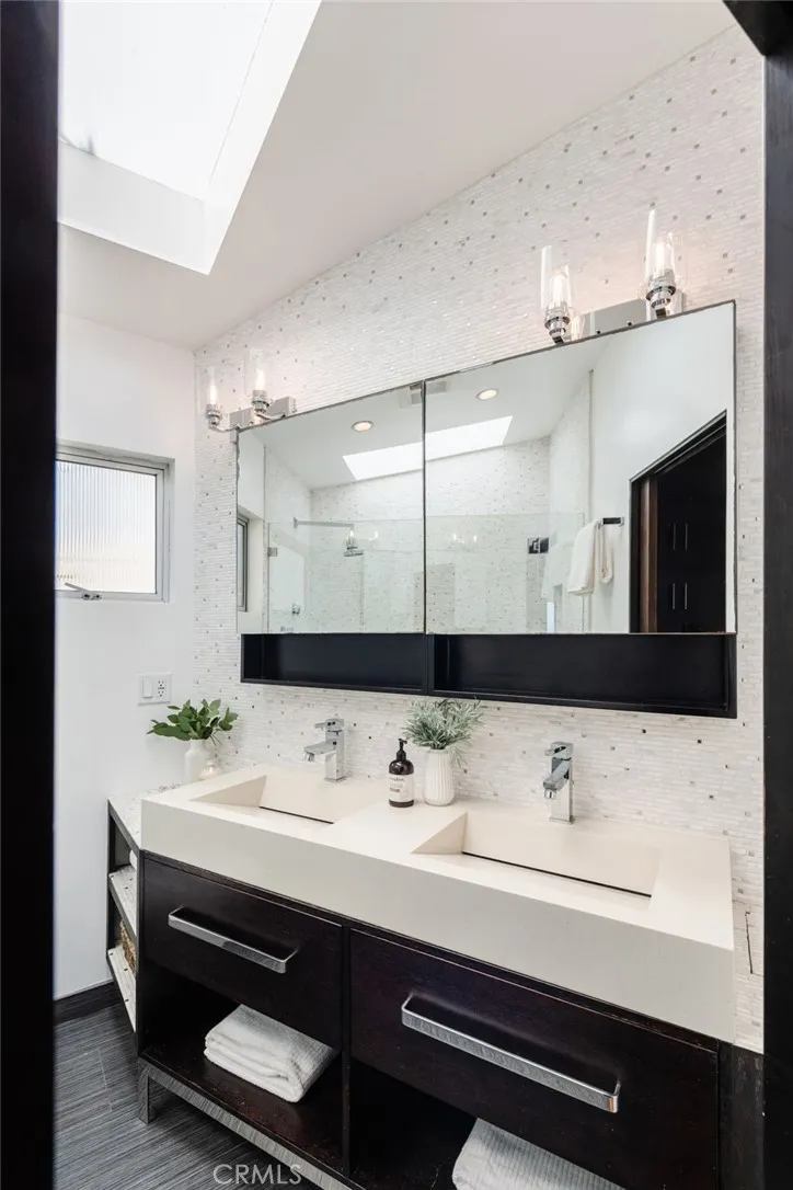 309 Gull Street Manhattan Beach, CA 90266