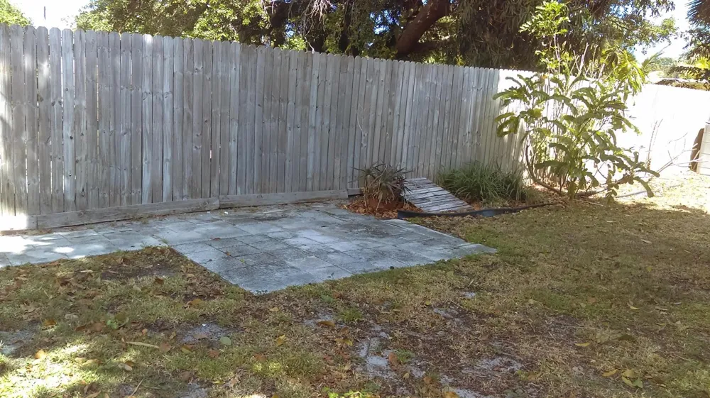 828 PROSPERITY FARMS ROAD North Palm Beach, FL 33408