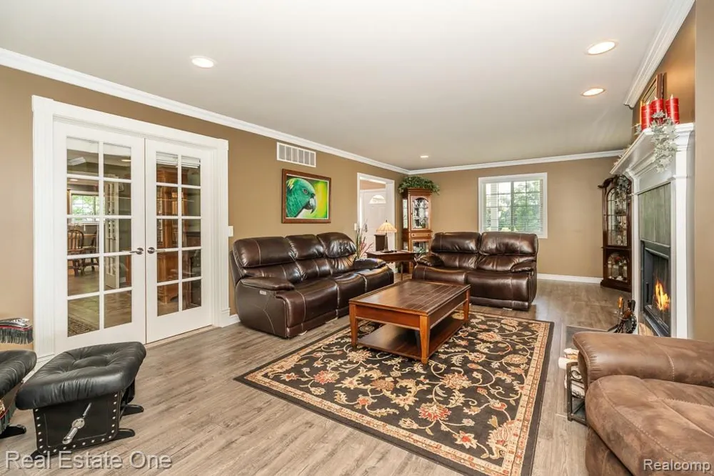 2691 Fox Cove Addison Township, MI 48370