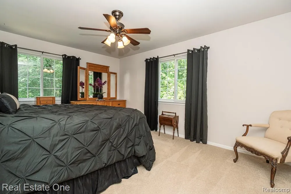 2691 Fox Cove Addison Township, MI 48370