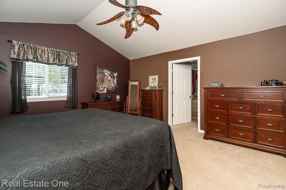 2691 Fox Cove Addison Township, MI 48370