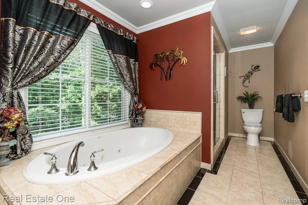 2691 Fox Cove Addison Township, MI 48370
