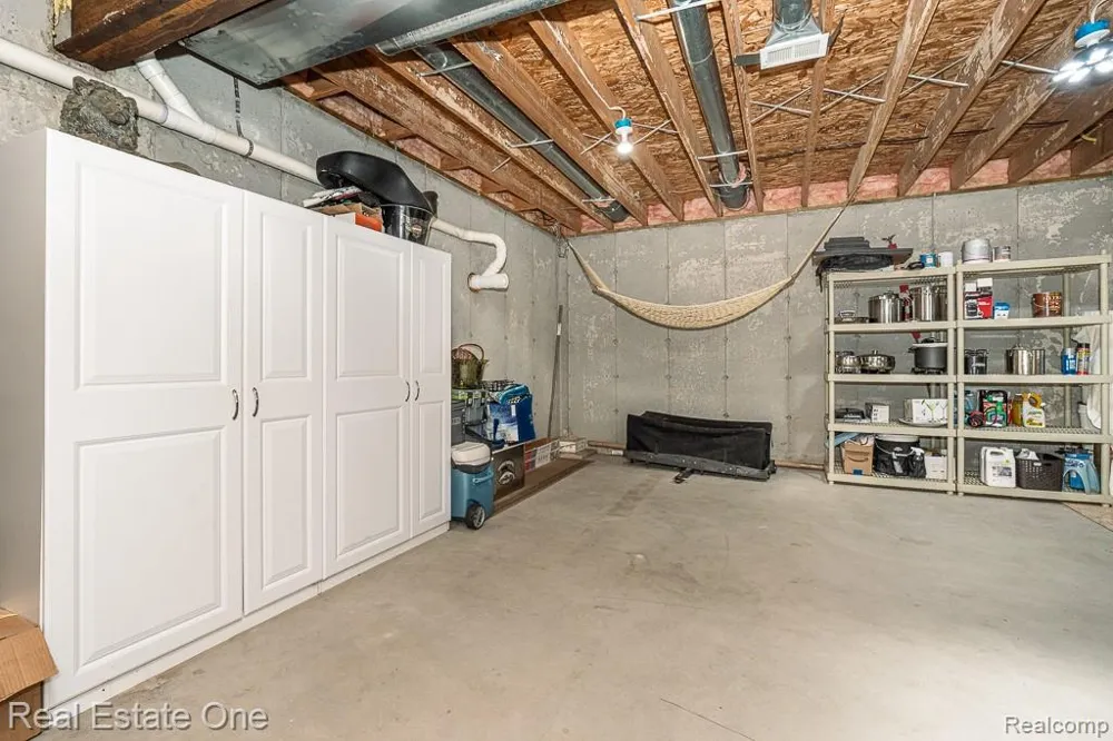 2691 Fox Cove Addison Township, MI 48370