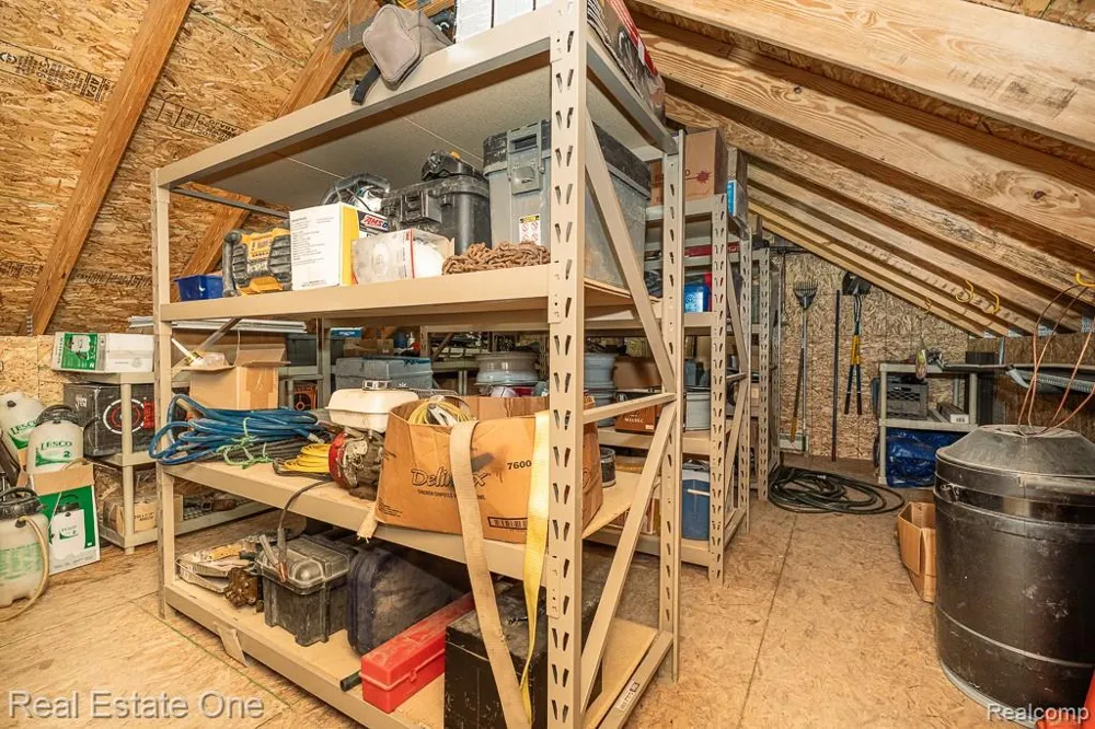 2691 Fox Cove Addison Township, MI 48370