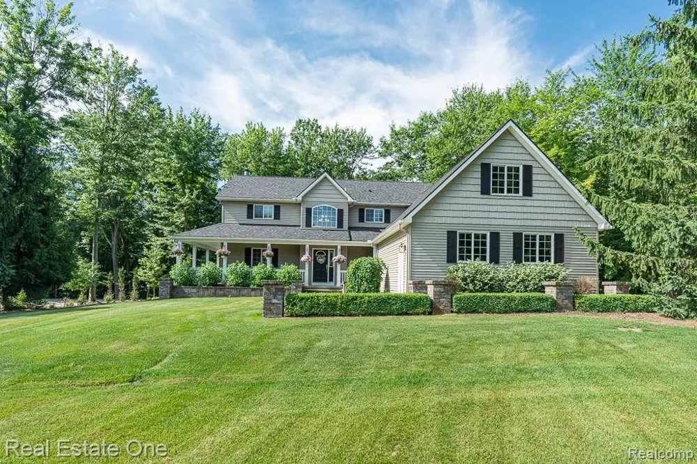 2691 Fox Cove Addison Township, MI 48370