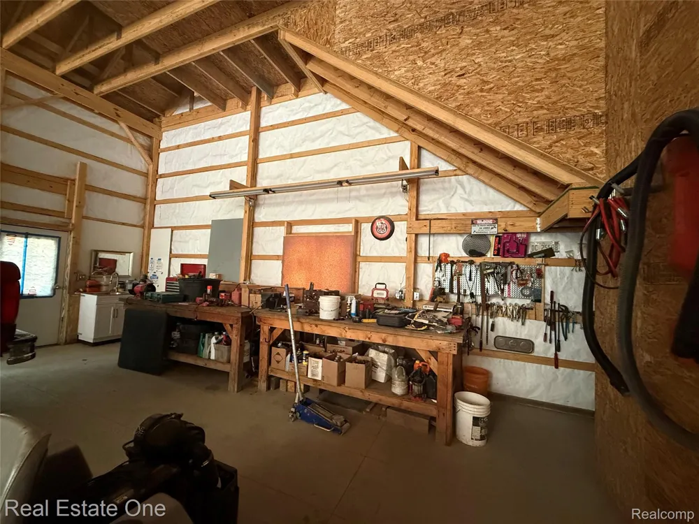 2691 Fox Cove Addison Township, MI 48370