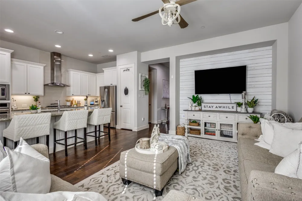1132 Moonstone Street Carrollton, TX 75007