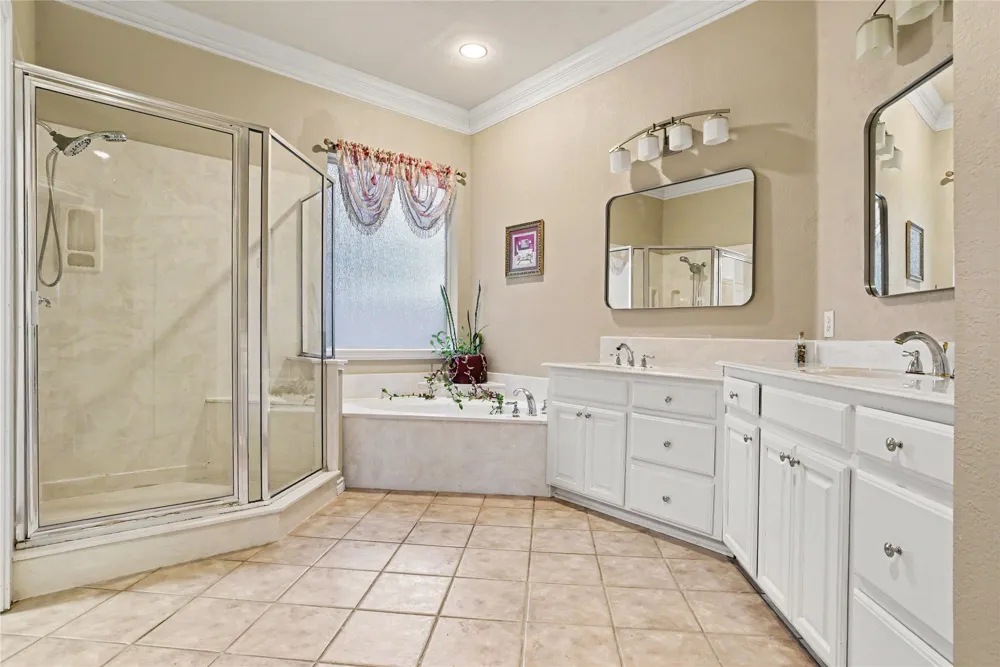 4 Griffith Court Terrell, TX 75160