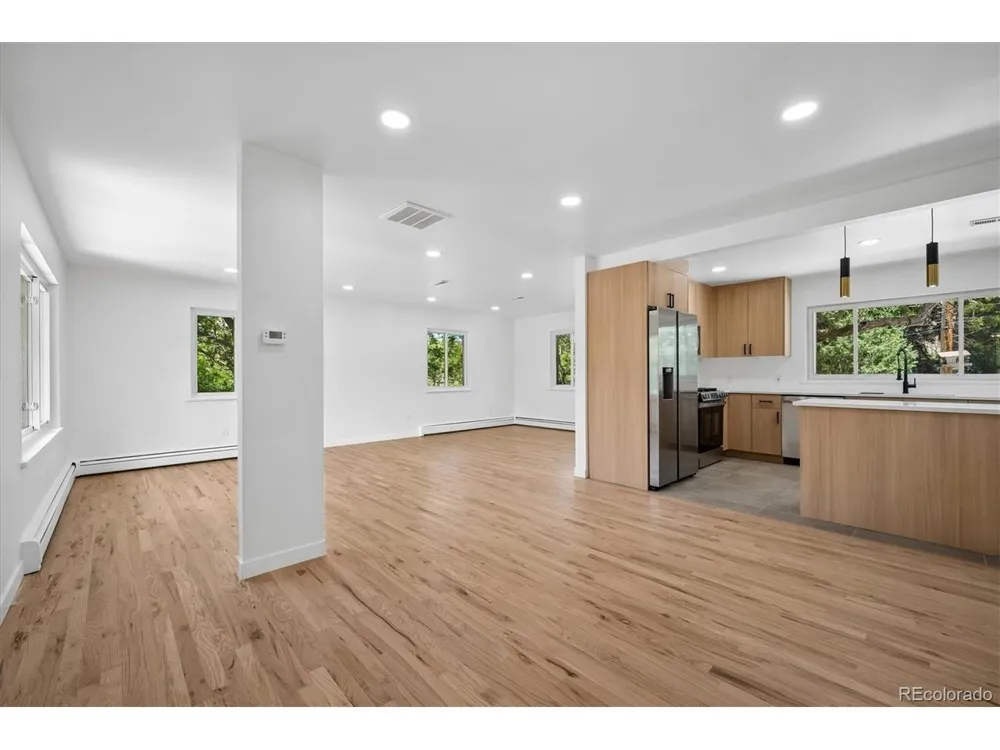 2015 Arapahoe Street Golden, CO 80401