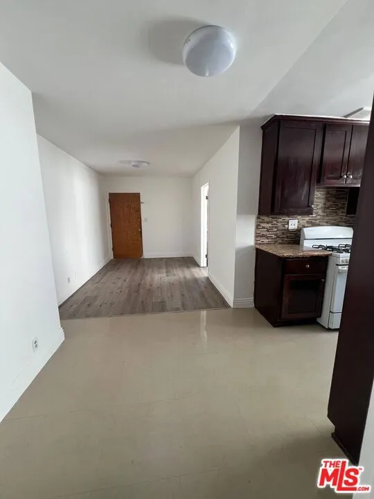 4822 Rosewood Avenue #4 Los Angeles, CA 90004