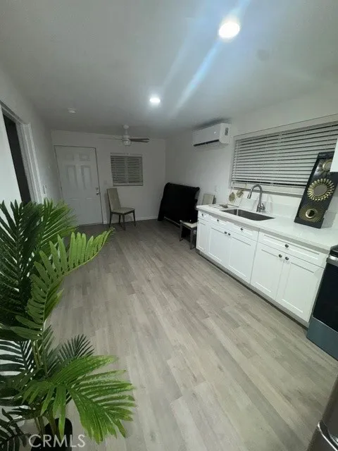 7960 Tampa Avenue Reseda, CA 91335