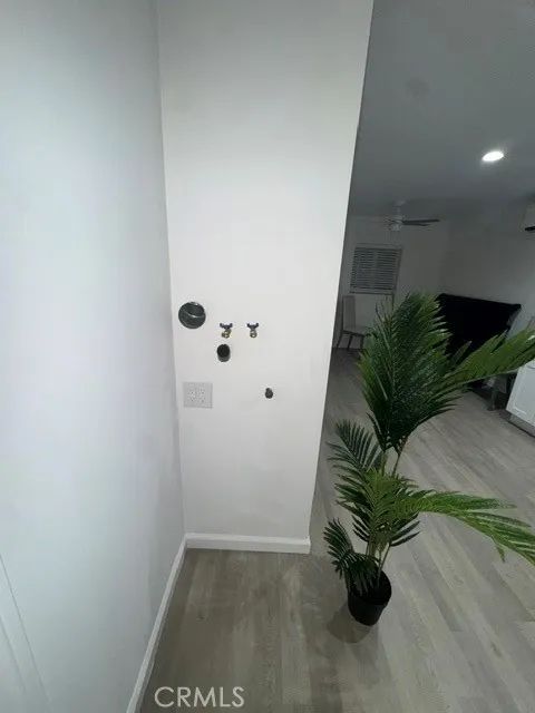 7960 Tampa Avenue Reseda, CA 91335