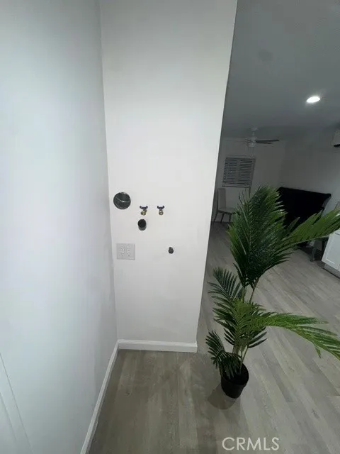 7960 Tampa Avenue Reseda, CA 91335