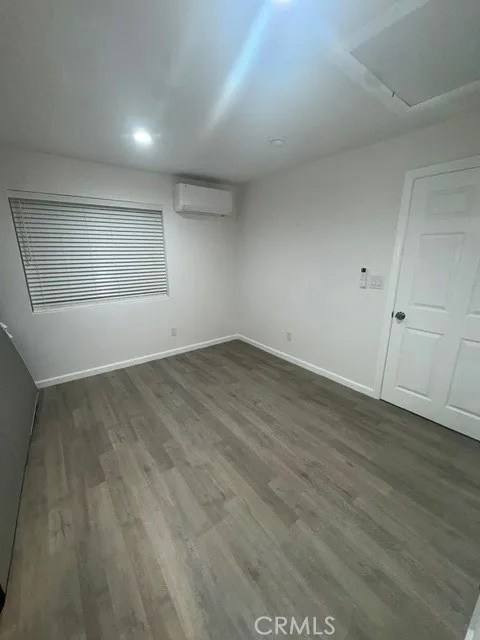 7960 Tampa Avenue Reseda, CA 91335