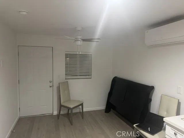 7960 Tampa Avenue Reseda, CA 91335