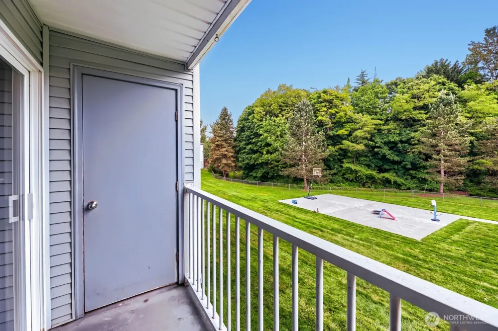 18621 Blueberry Lane #B209 Monroe, WA 98272