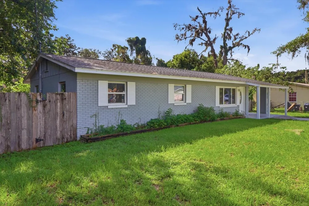 3217 NE 14TH AVENUE ocala, FL 34479