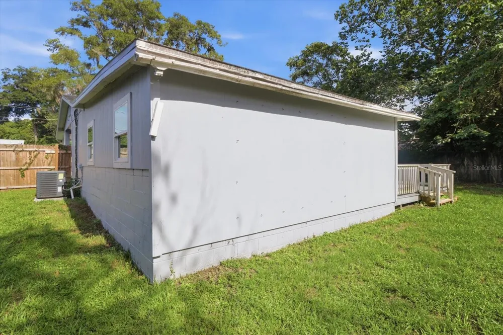 3217 NE 14TH AVENUE ocala, FL 34479