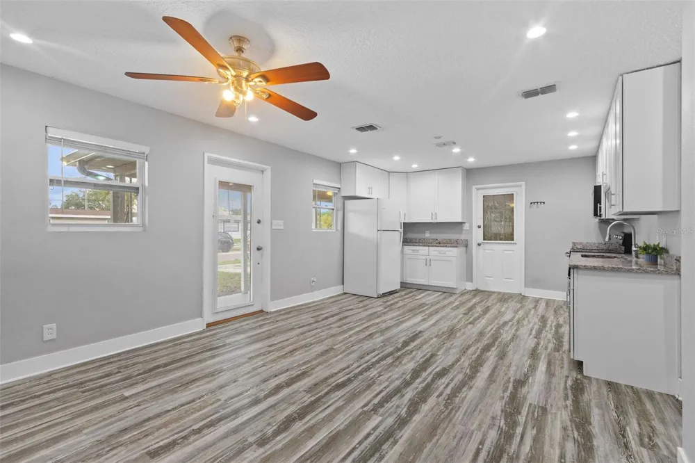 4402 W TRILBY AVENUE Tampa, FL 33616