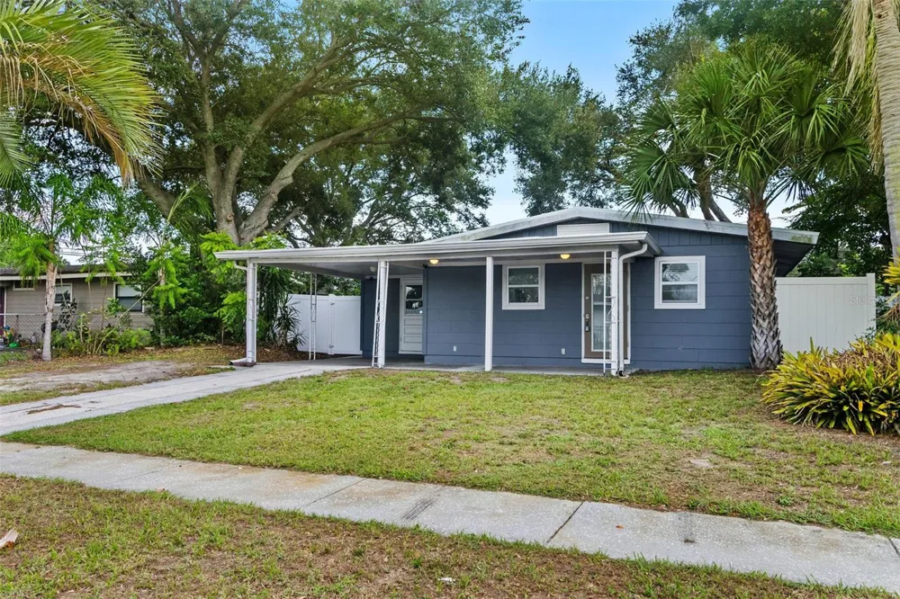 4402 W TRILBY AVENUE Tampa, FL 33616