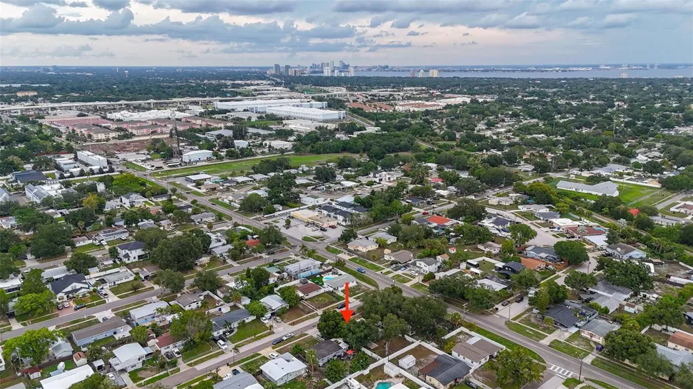 4402 W TRILBY AVENUE Tampa, FL 33616