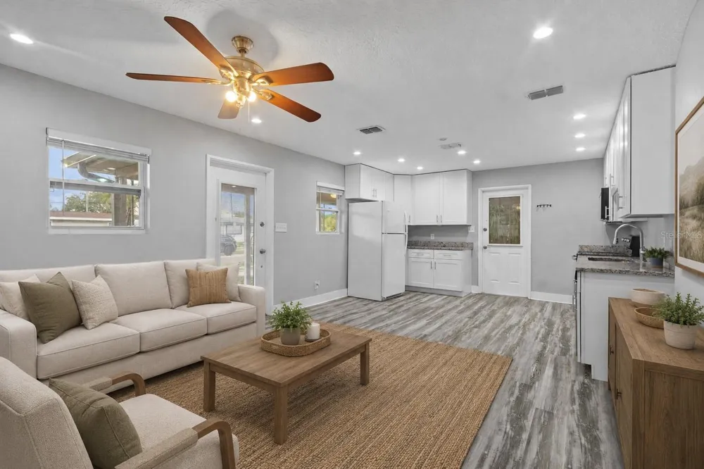 4402 W TRILBY AVENUE Tampa, FL 33616